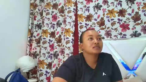 Andrea online show from December 5, 12:17 pm