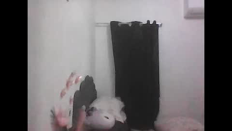 ange011 online show from April 8, 12:51 pm