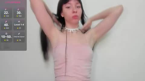 Alice online show from June 19, 4:43 pm