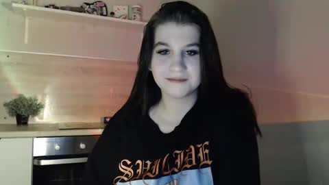 Snapshot of angel_gelya chatting on September 17, 10:13 am Angel online show from September 17, 10:13 am