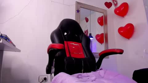 angel hardy online show from April 10, 10:54 am