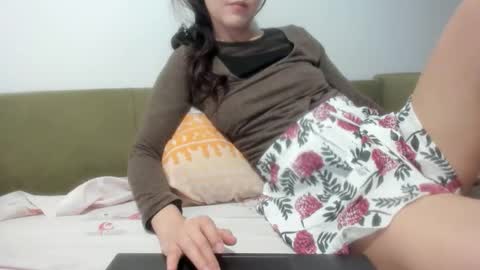 angel_lee__ online show from February 21, 9:54 am