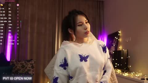 Luisa online show from December 18, 1:43 am