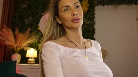 Anysia online show from January 7, 5:33 am