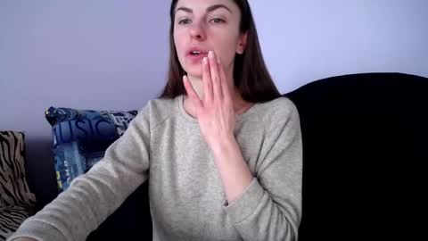 Zoe online show from January 14, 10:20 am