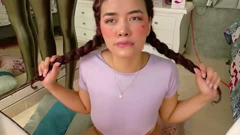 Angela online show from October 23, 1:06 pm