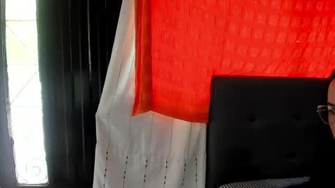 angela_nix online show from October 30, 3:57 pm