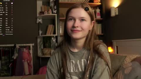 Mary online show from February 8, 11:47 am