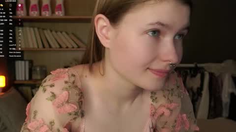 Mary online show from February 7, 11:36 am