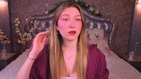 angelanabelle online show from March 15, 8:55 pm