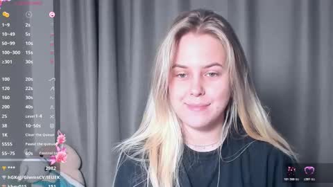 Darsi Anty online show from October 25, 4:25 pm