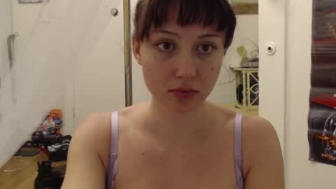 Fern4Ever online show from February 9, 3:00 am