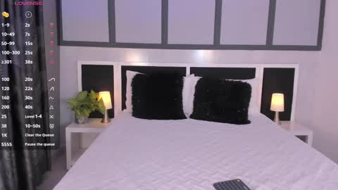 U can call me Angel online show from March 3, 8:39 pm