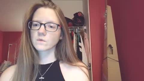 AngelicAngel online show from March 5, 7:26 am