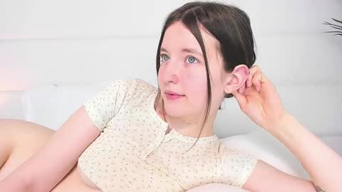 Angelic online show from February 26, 3:03 am