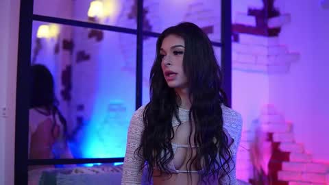 Snapshot of angelinagia chatting on February 9, 7:41 pm  Angelina  online show from February 9, 7:41 pm