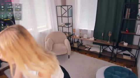 Alice WOW online show from April 16, 8:47 am