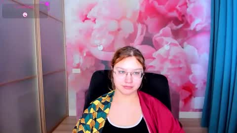 AngelinaLow online show from February 6, 12:41 pm