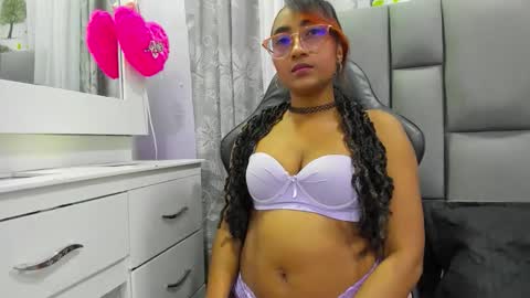 AngelinaMurphy online show from November 3, 3:21 am