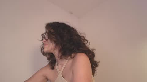   online show from April 28, 11:30 pm