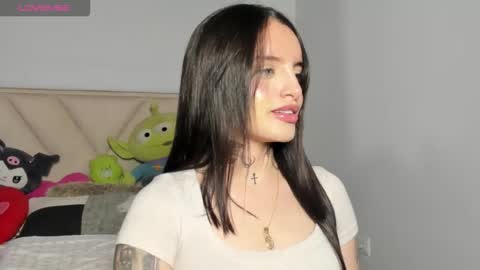 Angeline Smith  online show from March 20, 5:56 am