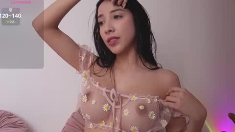   online show from October 15, 1:25 pm