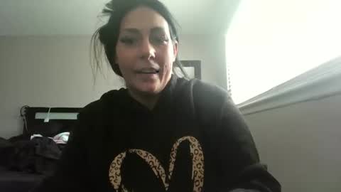 Angel Marie online show from April 8, 8:00 pm