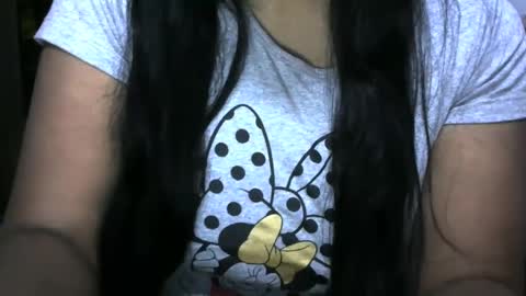 Snapshot of angelpriya555 chatting on December 26, 6:12 pm angelpriya555 online show from December 26, 6:12 pm