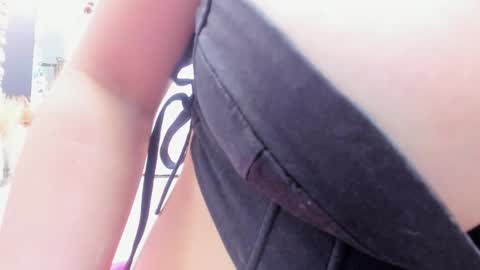 Angel  online show from December 15, 11:32 pm