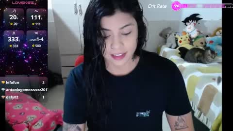 Snapshot of angelswhithe chatting on December 4, 5:11 pm angels online show from December 4, 5:11 pm