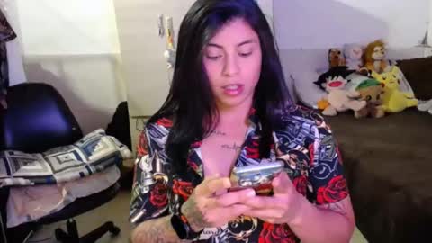 Snapshot of angelswhithe chatting on October 15, 9:28 pm angels online show from October 15, 9:28 pm