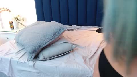 angyrios online show from January 5, 5:27 pm