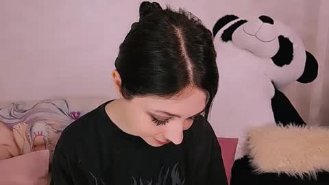 Anita online show from December 15, 9:45 am