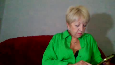 AnjelElinor online show from May 15, 9:12 am