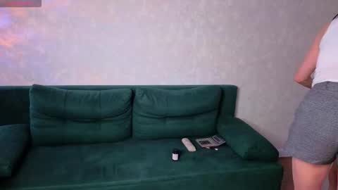 ann_annise online show from March 27, 8:59 am