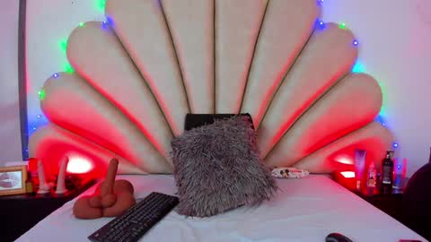 Anna  online show from January 22, 12:17 pm