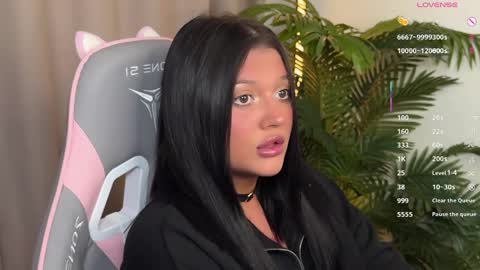 Anna online show from April 16, 9:50 pm