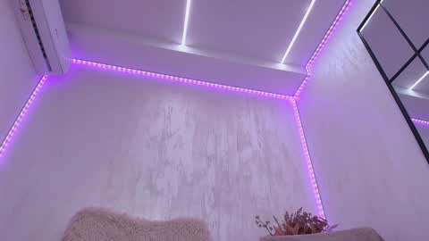 Anna online show from April 10, 7:25 am