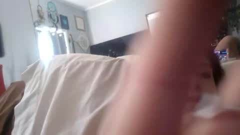 anna_nikolas34 online show from May 1, 7:39 pm