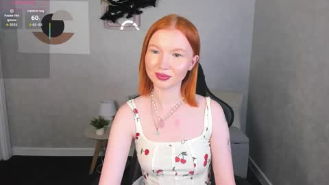 Snapshot of anna_patterson chatting on October 21, 9:35 am Anna online show from October 21, 9:35 am
