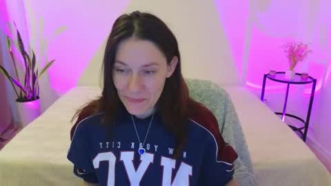 annaabels online show from November 28, 6:38 am