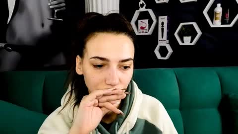 annabishop online show from February 17, 3:15 am