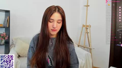 Snapshot of annaelfi chatting on February 23, 2:45 am Anna online show from February 23, 2:45 am