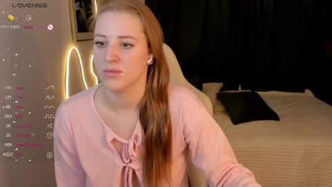 annagrees1 online show from February 20, 2:54 am