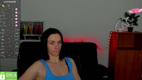 Anna online show from March 9, 4:44 pm