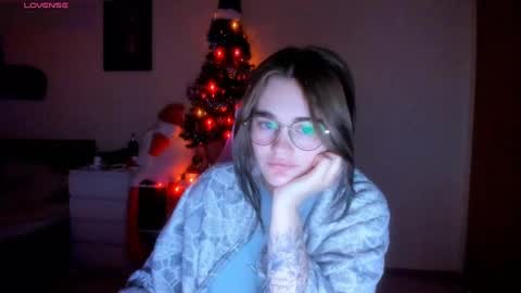 Snapshot of annaroading chatting on December 30, 7:32 pm AnnaRoading online show from December 30, 7:32 pm