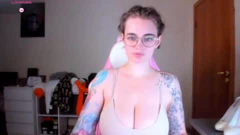Snapshot of annaroading chatting on October 11, 11:40 pm AnnaRoading online show from October 11, 11:40 pm