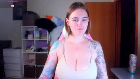 Snapshot of annaroading chatting on October 21, 7:51 pm AnnaRoading online show from October 21, 7:51 pm