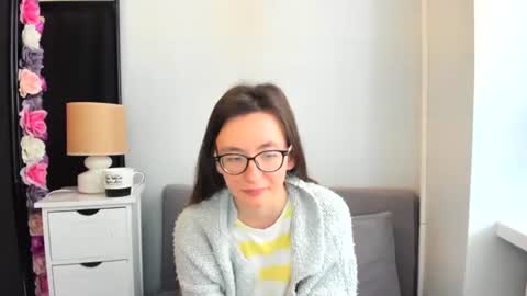 Anna online show from June 12, 3:42 pm