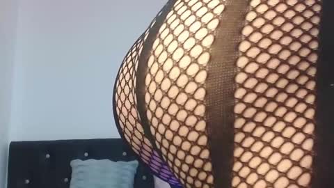 Anne  online show from December 20, 8:18 am